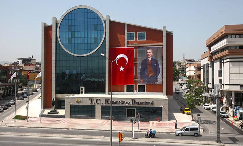 Karabağlar’da vezneler hafta sonu açık