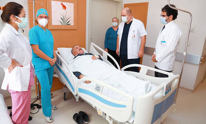 Ağız kanserine 6 saatte şifa