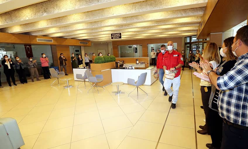 Kahramanlara alkışlı kutlama