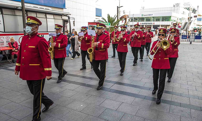 Dünya Karşıyakalılar Günü kutlu olsun!