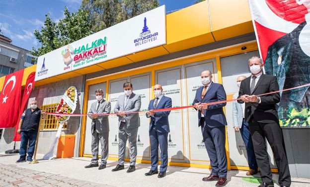 Halkın Bakkalı Bayraklı ve Karşıyaka’da