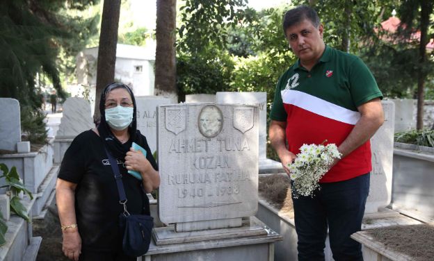 Başkan Tugay’dan unutulmaz futbolculara vefa