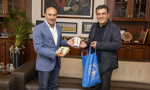 Başkan Soyer'e Ardahan teşekkürü