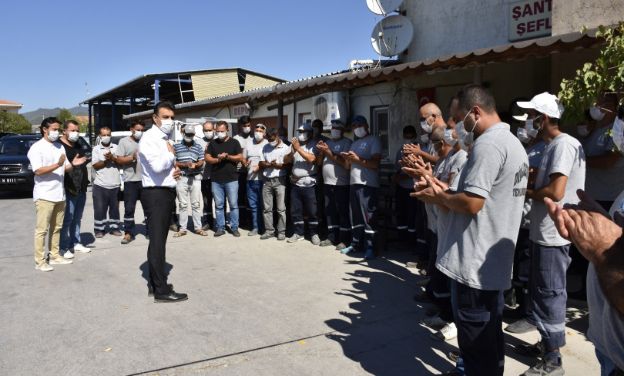 Başkan Kırgöz Personeliyle Bayramlaştı