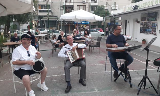 Erboy: Karşıyaka’da herkese şarkı türkü söyleteceğiz…