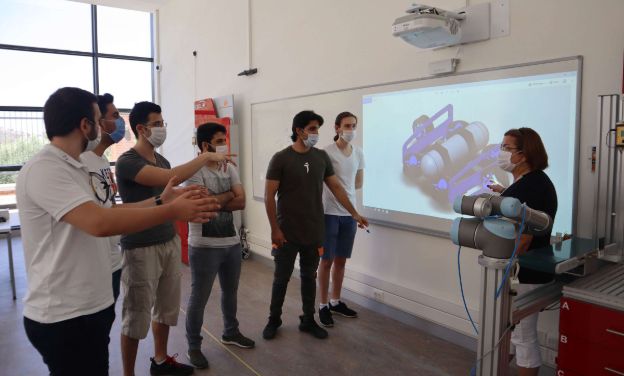 Gençlerden ‘insansız su altı aracı’ projesi 