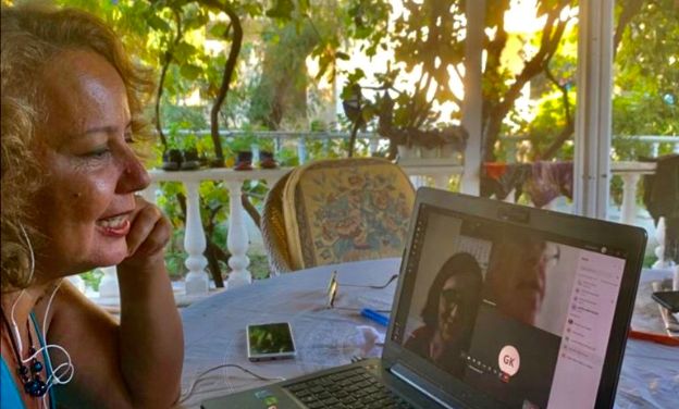 Tazelenme Üniversitesi öğrencileri online bayramlaştı