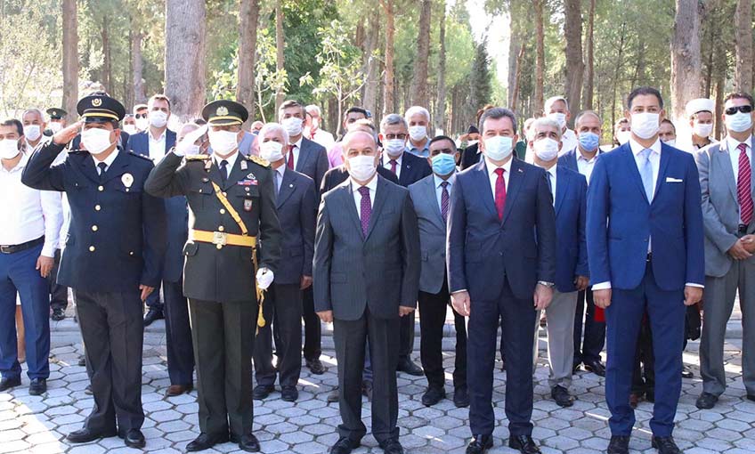 Bergama’da 30 Ağustos Zafer Bayramı törenlerle kutlandı