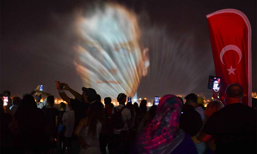 9 Eylül’e yakışır final