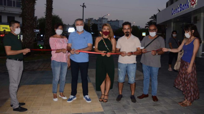 7 kıta,176 karikatürist, 576 eser Kuşadası'nda buluştu