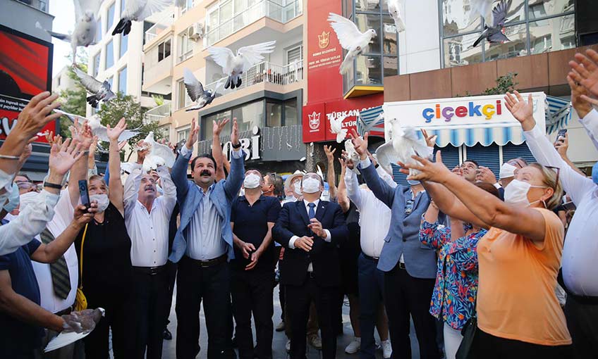 Konak’ta güvencinler barışa uçtu