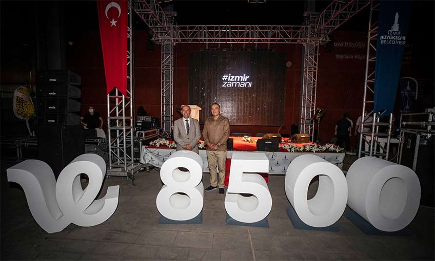 İzmir’in bir Fontu var