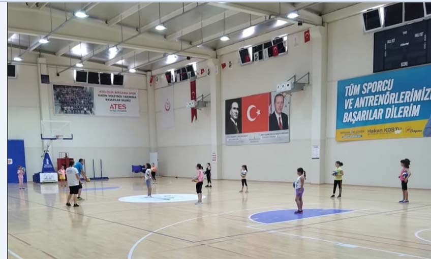 250 çocuk spor ile tanıştı