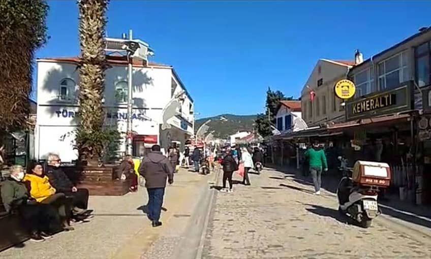 Her yerde kar Foçada bahar