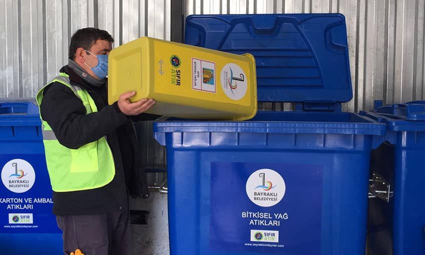 Bayraklı Belediyesi 'Sıfır Atık Belgesi' aldı
