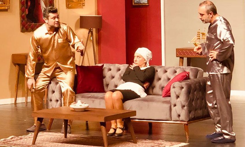 Şaşkın Aşıklar ile eğlenmeye hazır olun