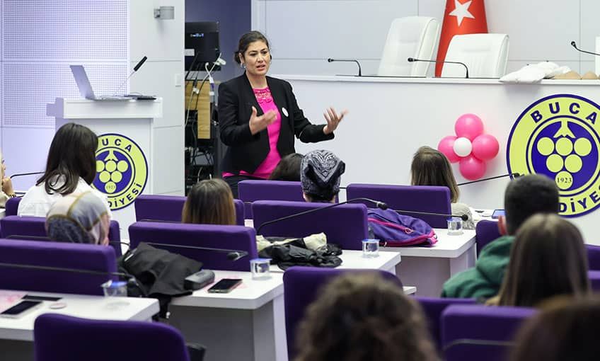 Meme kanserine farkındalık yaratıldı