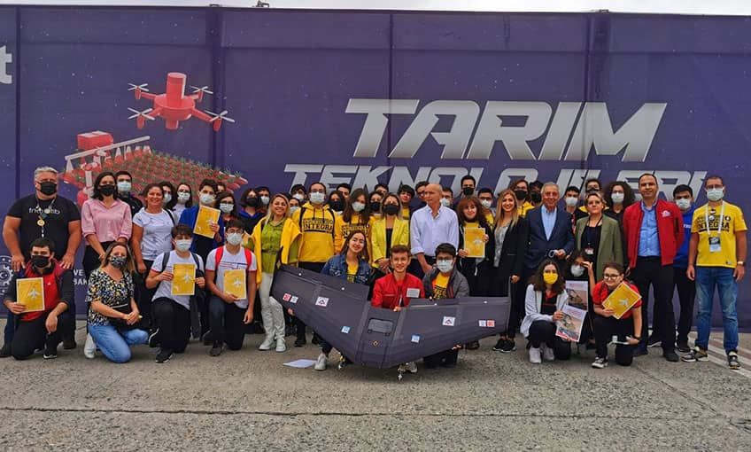 Bahçeşehir ödülleri topladı