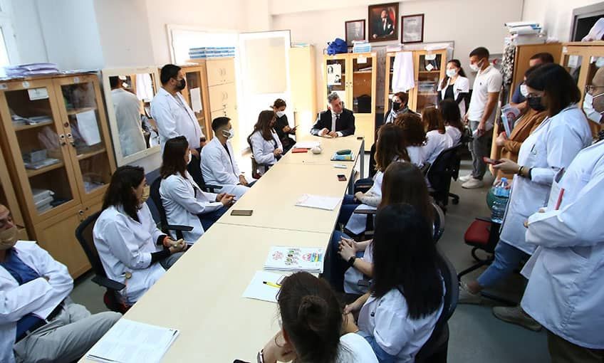 Bayraklı'daki her çocuğun elinden tutacağız