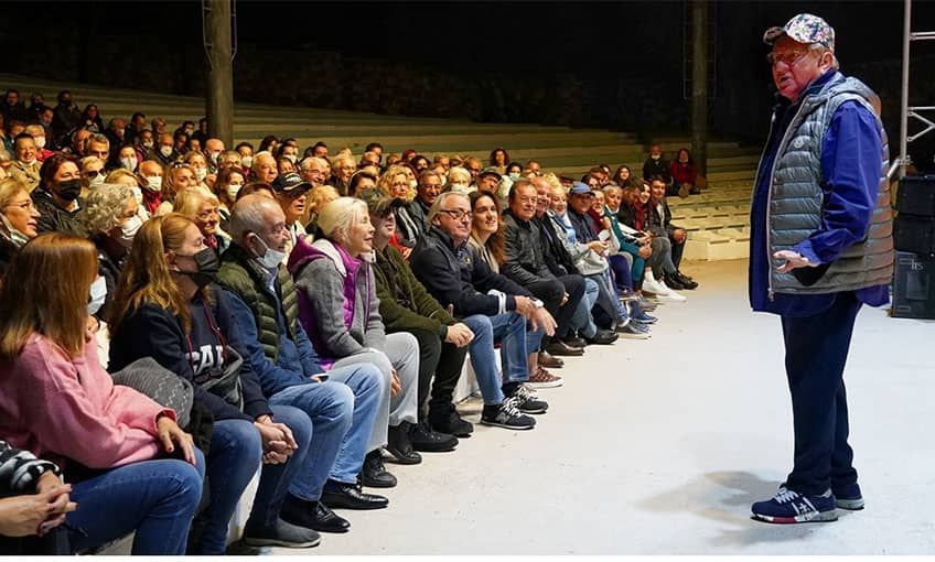 Alaçatı Tiyatro Günleri “Asi Kuş” ile sona erdi