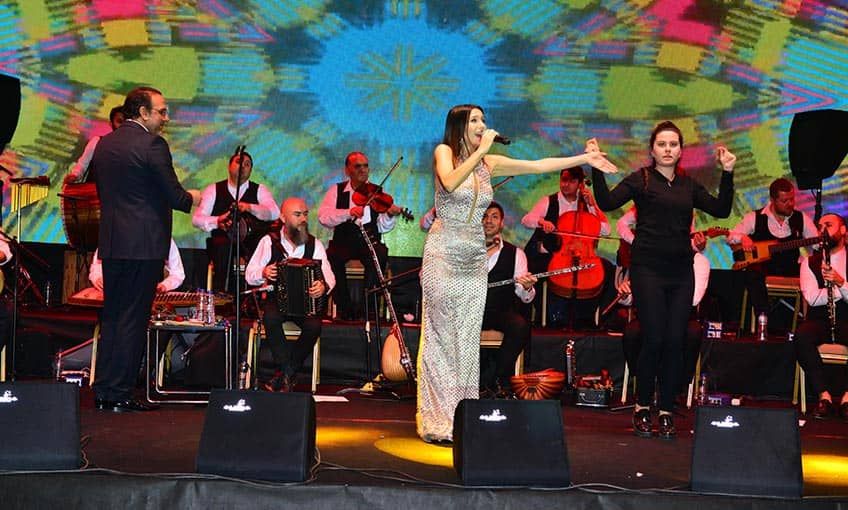 Kemalpaşa 29 Ekim’i Şevval Sam İle Kutlayacak