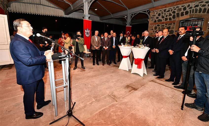 İzmir’de Cumhuriyet Bayramı kutlamaları başladı