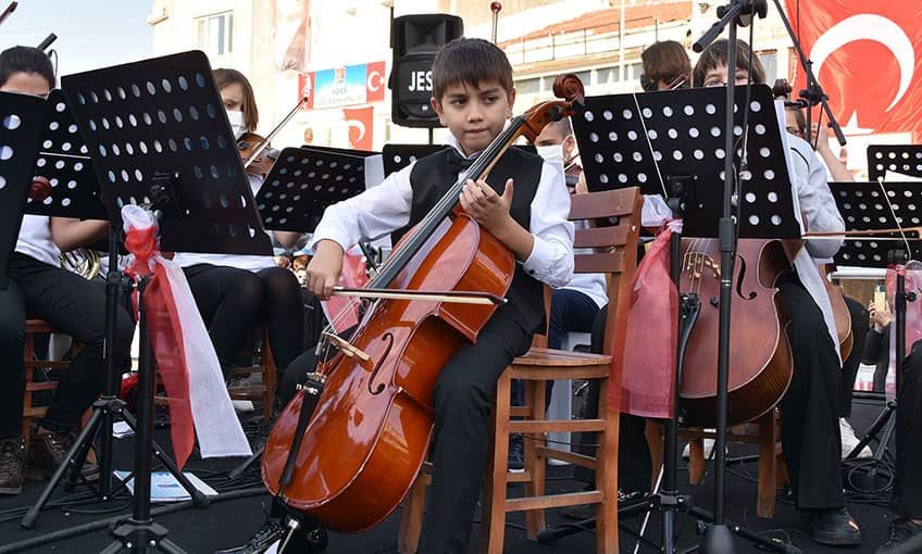 Çocuk Senfoni Orkestrası Foça’da