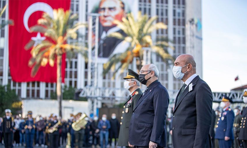 Ata’ya saygı hayat durdurdu