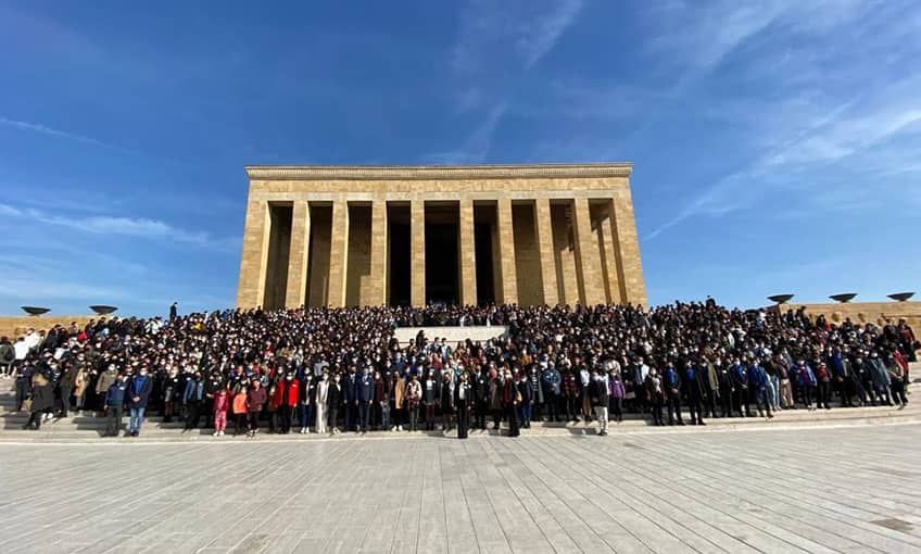 ÇYDD İzmir Gençleri Ata’nın Huzurunda Anıtkabir’de