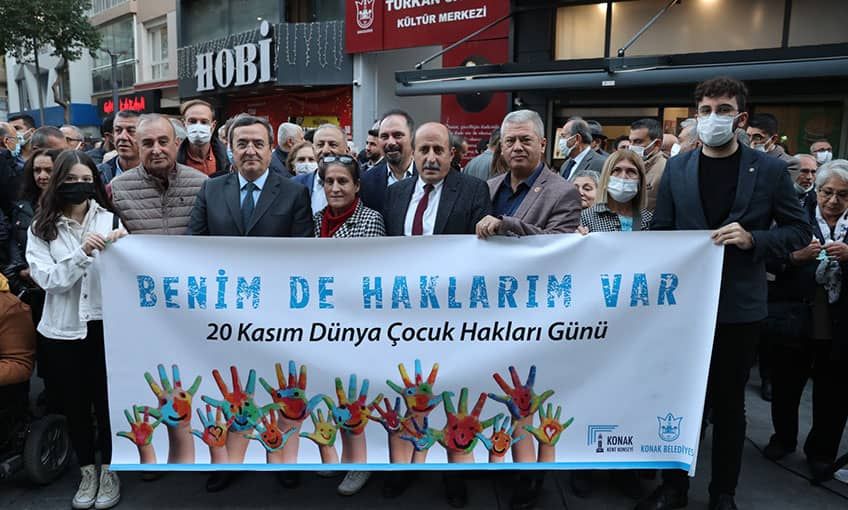 Dünya Çocuk Hakları Konak’ta savunuldu
