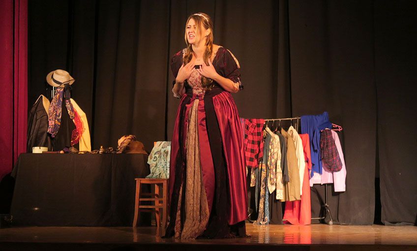 Fısıldaşan Replikler