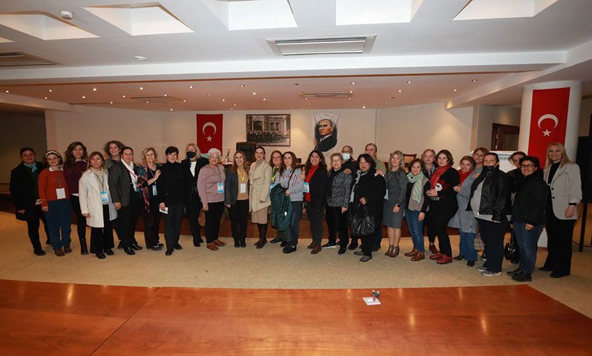 Kadınlar hep beraber yürüyecek