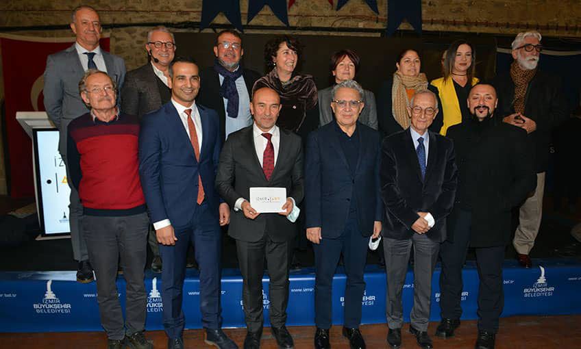 İzmir'in yeni kültür platformu “İzmir Art” tanıtıldı