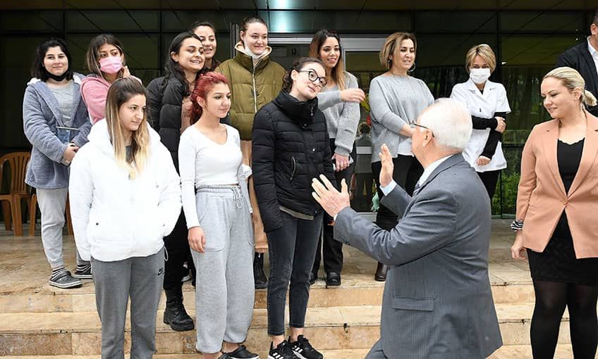 Başkan Selvitopu, öğrencilerin yeni yılını kutladı