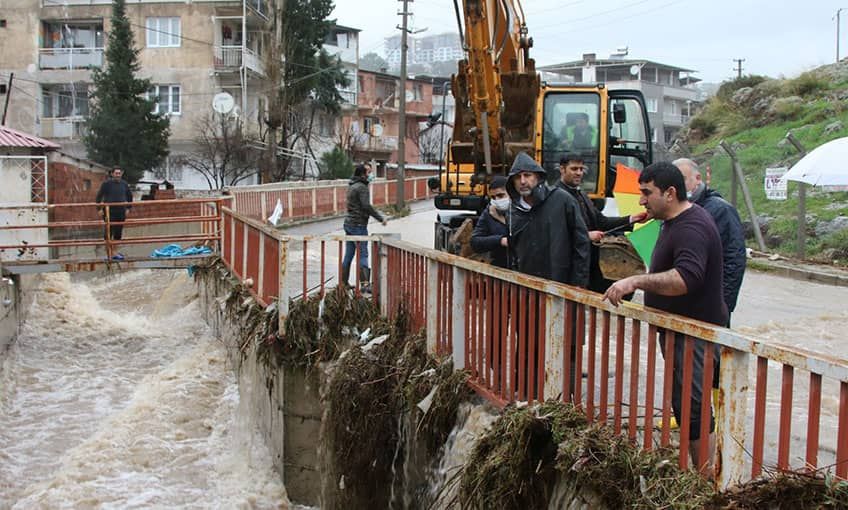 16 saattir sahadayız!