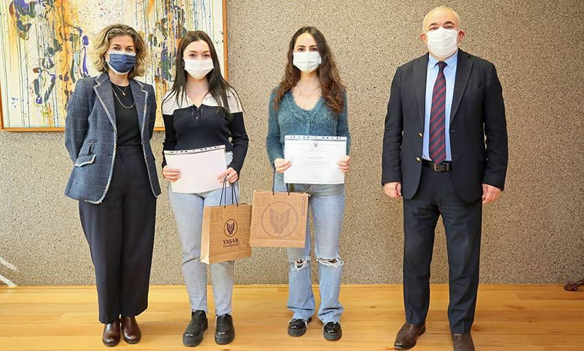 Hukuk öğrencilerine ödül