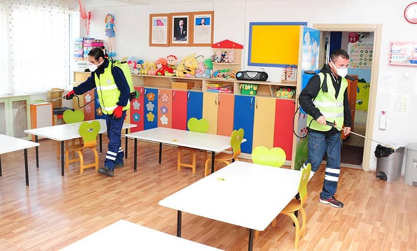 Balçova’daki okullara virüs temizliği