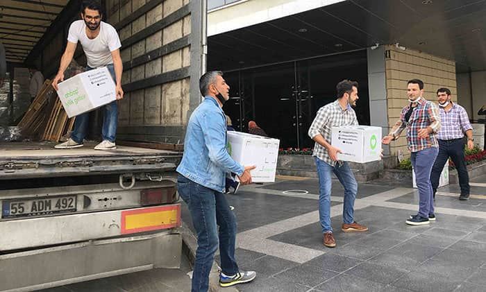 Karşıyaka’da milyonluk dayanışma!