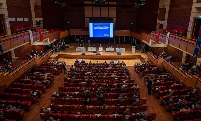 İzmirliler İzmir Büyükşehir Belediyesi ile iftihar edebilir