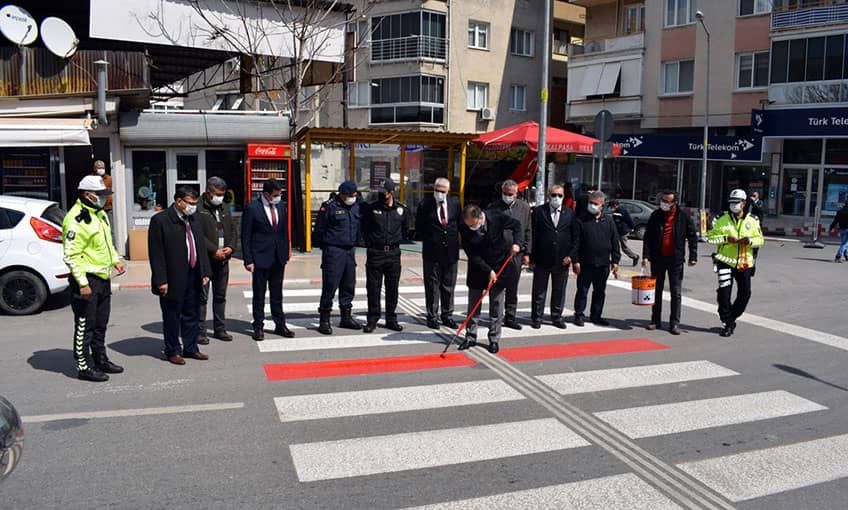 Kırmızı çizgi Kemalpaşa'da