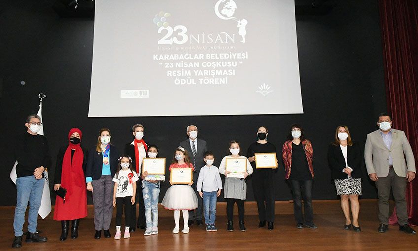 23 Nisan coşkusunu tuvallerine yansıttılar