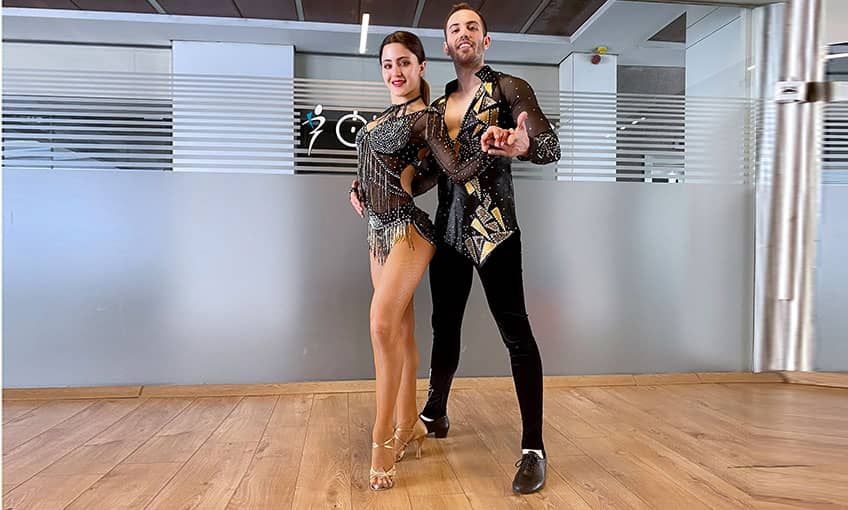 Ödüllü piyanist dansta da birinci