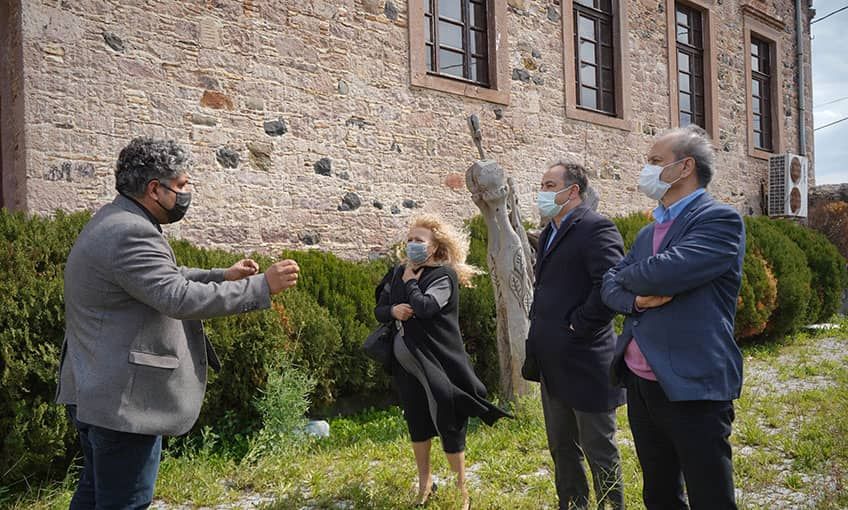 Bekir Coşkun Kütüphanesi gün sayıyor