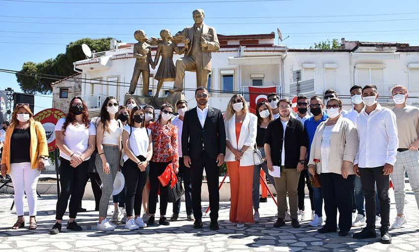 Foça’da 19 Mayıs coşkusu