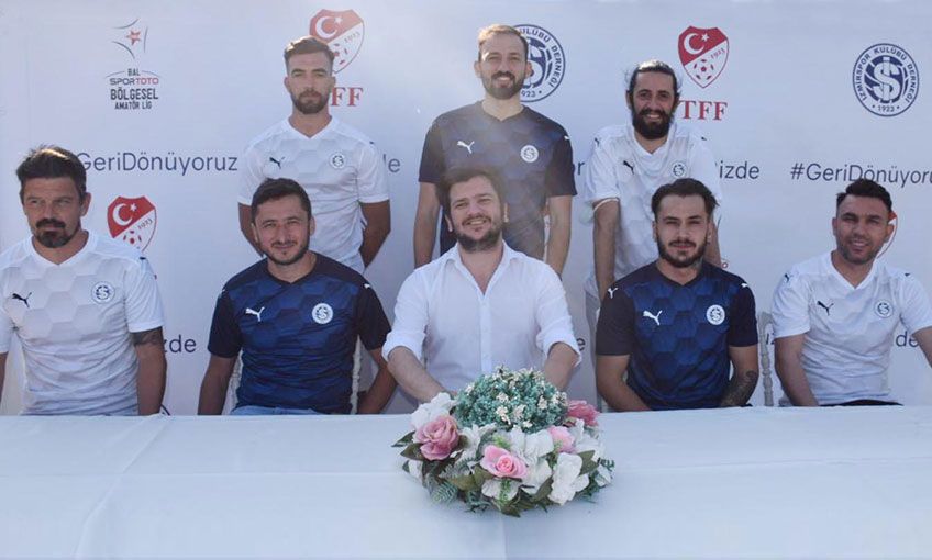 Sıra İzmirspor’da