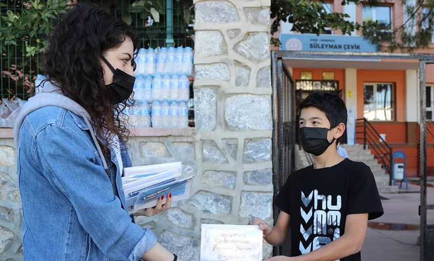 Menderes’te LGS Öğrencileri Unutulmadı