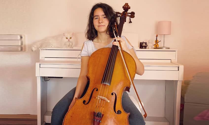 İzmirli ödül avcısı Nehir Ertopçu