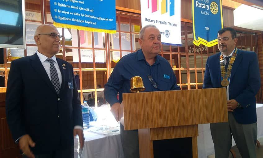 Çiğli Rotary’de bayrak Hasan Zaim Göncü’de…