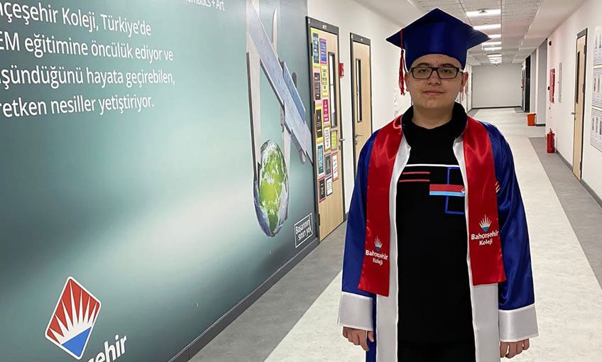 LGS şampiyonu yine okulunu tercih etti