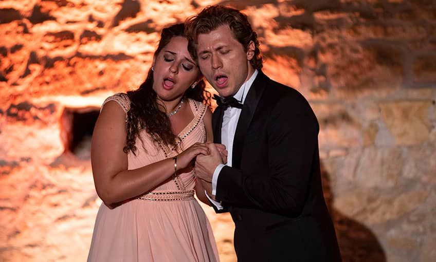 Mehtaplı Gecede Aryalar